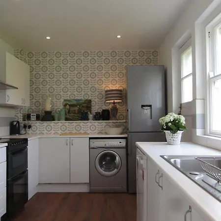Lovely 3 Bed House Close To Beach! Holiday home Carlyon Bay