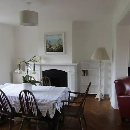 Lovely 3 Bed House Close To Beach! Holiday home Carlyon Bay